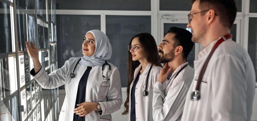 10 Reasons Why Online Nursing Programs Are Transforming Healthcare Education